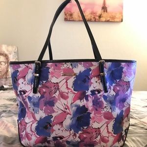 Nine West Tote